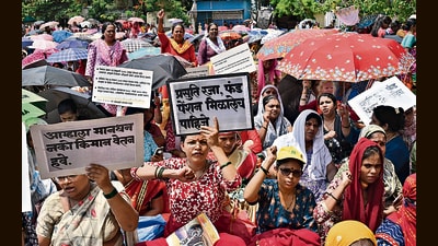 Mumbai, India - June 11, 2024: Asha Workers and Community Health Worker protest for their various demands at Azad Maidan, CSMT in Mumbai, India, on Tuesday, June 11, 2024. (Photo by Anshuman Poyrekar/ Hindustan Times) (Hindustan Times) Mumbai, India - June 11, 2024: Asha Workers and Community Health Worker protest for their various demands at Azad Maidan, CSMT in Mumbai, India, on Tuesday, June 11, 2024. (Photo by Anshuman Poyrekar/ Hindustan Times) (Hindustan Times)