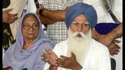 Tarsem Singh, father of radical Sikh preacher Amritpal Singh, addresses a press conference in Amritsar on Tuesday. (PTI) Tarsem Singh, father of radical Sikh preacher Amritpal Singh, addresses a press conference in Amritsar on Tuesday. (PTI)