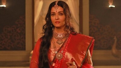 Most recently, she played Nandini, a powerful Chola queen in Mani Ratnam's Ponniyin Selvan I and II. Most recently, she played Nandini, a powerful Chola queen in Mani Ratnam's Ponniyin Selvan I and II.