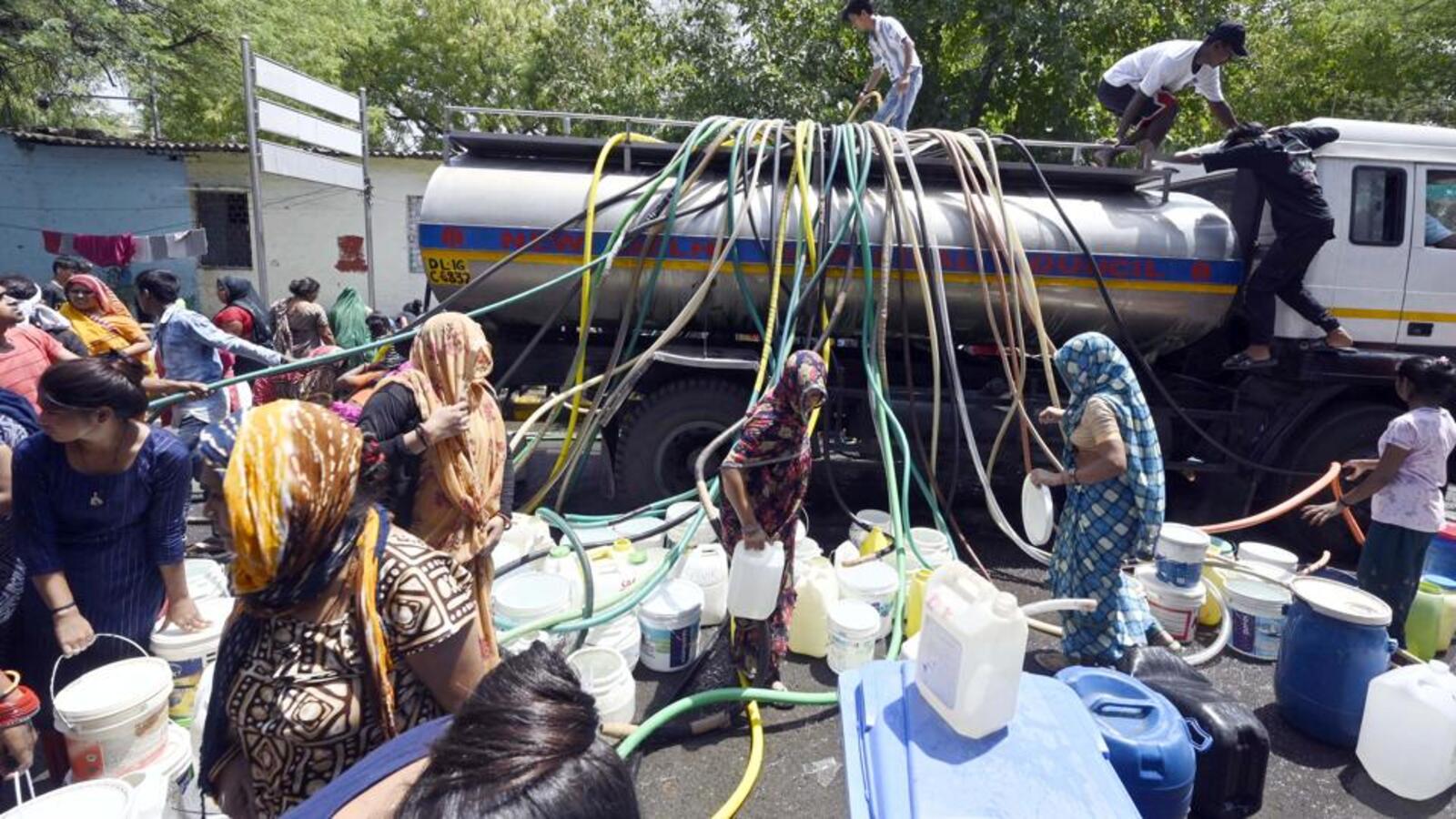 Check pilferage, act against water mafia: SC to Delhi govt - Vimarsana News
