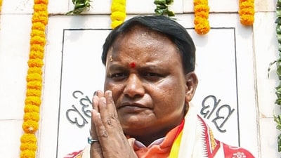 Odisha CM Mohan Majhi after paying tribute to the statue of Utkalmani Gopabandhu Das in Bhubaneswar on June 12. (PTI)