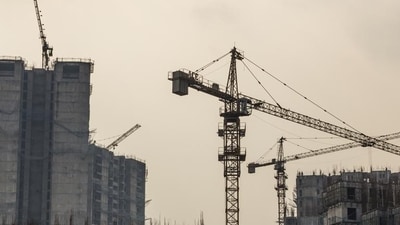 Suraksha Group infuses ₹125 cr in Jaypee Infratech; to start construction work in delayed projects (Prashanth Vishwanathan/Bloomberg) Suraksha Group infuses ₹125 cr in Jaypee Infratech; to start construction work in delayed projects (Prashanth Vishwanathan/Bloomberg)