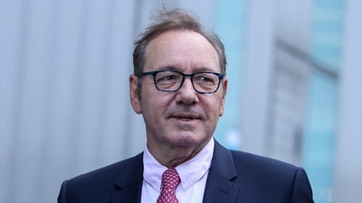 Actor Kevin Spacey walks outside Southwark Crown Court, as the jury consider their verdict over charges related to allegations of sex offences, in London, Britain, July 26, 2023. REUTERS/Susannah Ireland/File Photo (REUTERS)