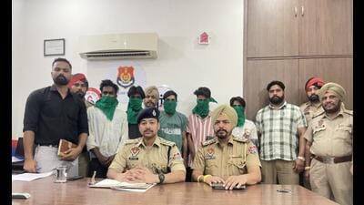 The accused in the custody of Mohali police. (HT photo)
