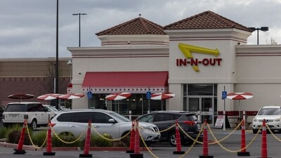 An In-N-Out fast food chain restaurant increased prices due to California's $20 minimum wage for fast-food workers. REUTERS/Carlos Barria (REUTERS)