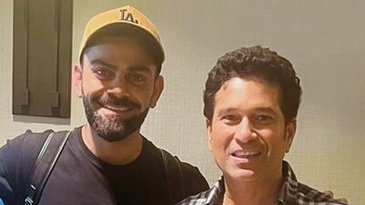 Virat Kohli and Sachin Tendulkar snapped together (Twitter) Virat Kohli and Sachin Tendulkar snapped together (Twitter)
