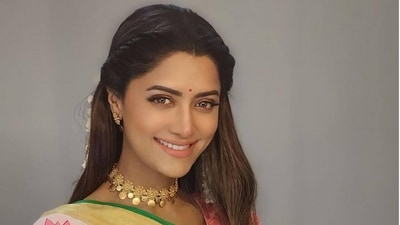 Mamta Mohandas is dating someone but won't reveal who it is. Mamta Mohandas is dating someone but won't reveal who it is.