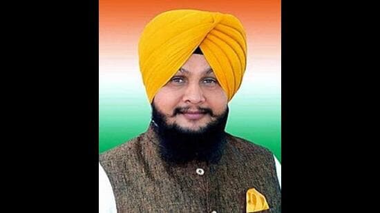 Former Congress MLA Kulbir Singh Zira was among nine people booked for attempt to murder, trespass and rioting following a clash over a land dispute in Ferozepur district last week. (HT file photo)