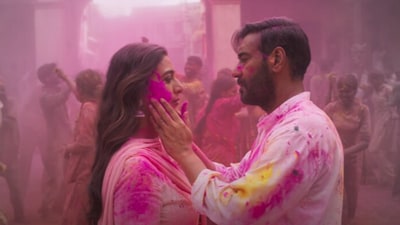 Ajay Devgn and Tabu in a still from the Auron Mein Kahan Dum Tha trailer