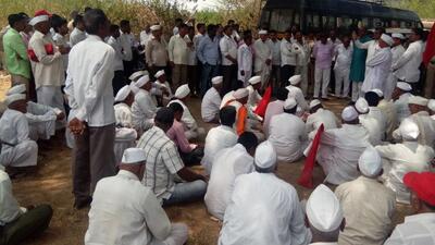 The Pavana Dharan Grasta Kruti Samiti (PDKS) members and farmers affected by the Pavana Dam project have been following up on this issue for the past 52 years. (HT FILE PHOTO) The Pavana Dharan Grasta Kruti Samiti (PDKS) members and farmers affected by the Pavana Dam project have been following up on this issue for the past 52 years. (HT FILE PHOTO)