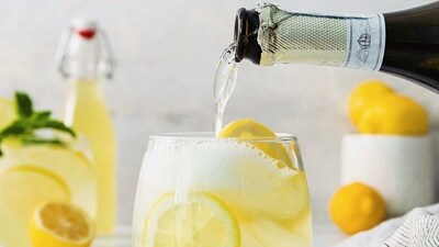 Pour out a glass of Limoncello spritz on a hot day (Instagram) Pour out a glass of Limoncello spritz on a hot day (Instagram)