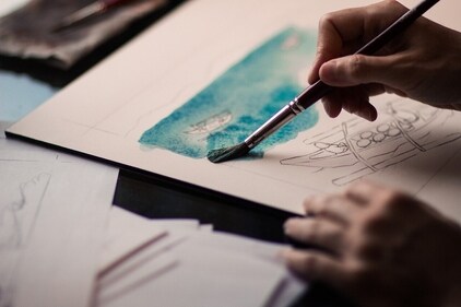Painting is a therapeutic way to bond. (Pixabay ) Painting is a therapeutic way to bond. (Pixabay )