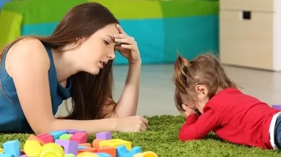 We frequently doubt our abilities as a parent and the way we are parenting our child. We also feel inferior as w2e constantly try to compare ourselves with other parents.&nbsp;(Unsplash)