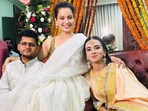 Kangana Ranaut wished her cousin Varun on his wedding with a funny caption. Kangana Ranaut wished her cousin Varun on his wedding with a funny caption.