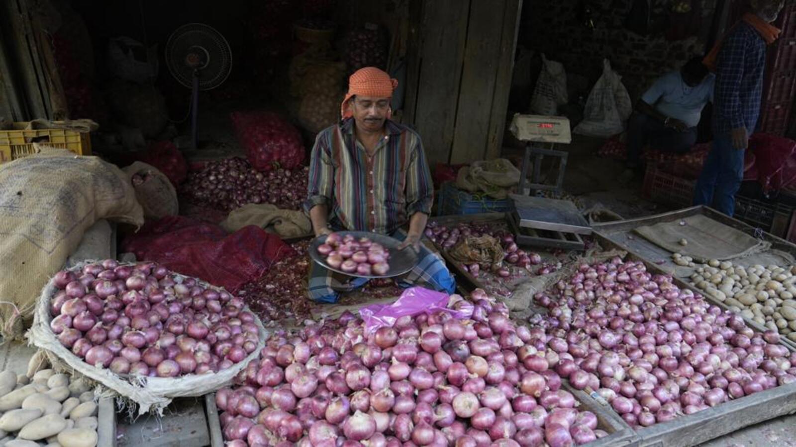 110mn informal sector workers in India: Data - Vimarsana News