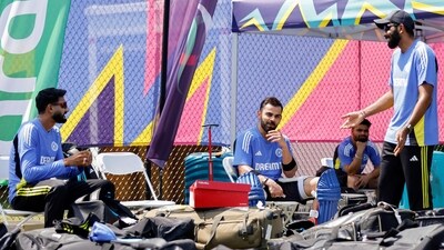 Virat Kohli, Jasprit Bumrah and teammates during a practice session ahead of India's ICC T20 World Cup match (Surjeet Yadav) Virat Kohli, Jasprit Bumrah and teammates during a practice session ahead of India's ICC T20 World Cup match (Surjeet Yadav)