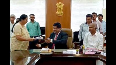 Ajit Pawar’s wife Sunetra on Thursday filed nomination papers as the NCP candidate for the upcoming Rajya Sabha bypoll in Maharashtra, days after she lost the Lok Sabha elections from Baramati. (ANI) Ajit Pawar’s wife Sunetra on Thursday filed nomination papers as the NCP candidate for the upcoming Rajya Sabha bypoll in Maharashtra, days after she lost the Lok Sabha elections from Baramati. (ANI)