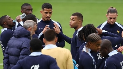 France's forward #10 Kylian Mbappe (C) and teammates attend a training session ahead of the UEFA Euro 2024. (AFP) France's forward #10 Kylian Mbappe (C) and teammates attend a training session ahead of the UEFA Euro 2024. (AFP)