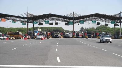 Gurugram has two toll plazas under NHAI jurisdiction: one at Ghamroj on Sohna Elevated Road and another at Kherki Daula on NH-48 (Representational Image/HT Photo) Gurugram has two toll plazas under NHAI jurisdiction: one at Ghamroj on Sohna Elevated Road and another at Kherki Daula on NH-48 (Representational Image/HT Photo)