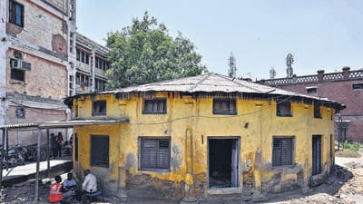 The old building of Hindu College complex at Kashmiri Gate, Delhi. (Sanjeev Verma/HT Photo) The old building of Hindu College complex at Kashmiri Gate, Delhi. (Sanjeev Verma/HT Photo)