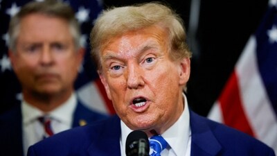 Former U.S. President and Republican presidential candidate Donald Trump speaks to the media following meetings with Republicans on Capitol Hill, at the National Republican Senatorial Committee (NRSC) headquarters in Washington, U.S., June 13, 2024. REUTERS/Evelyn Hockstein/File Photo (REUTERS)