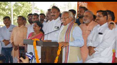 Union Minister and Karnal BJP MP Manohar Lal Khattar on Friday claimed that his party will return to power in Haryana for a third term and asked the cadre to counter the “falsehood being spread by the opposition Congress party”. (HT Photo)