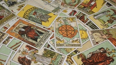 Read about your daily tarot prediction for June 15, 2024. (Pixabay)