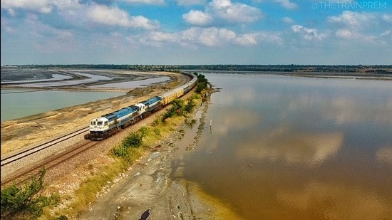 A drone shot of the Marudhar Express as it passes Sambhar Lake, en route to Varanasi from Jodhpur. The EMD (electro-motive diesel) class engine is one of train spotter Dhanush Chandan’s favourites, for its look and the sweet chugging sound it makes. (Dhanush Chandan)