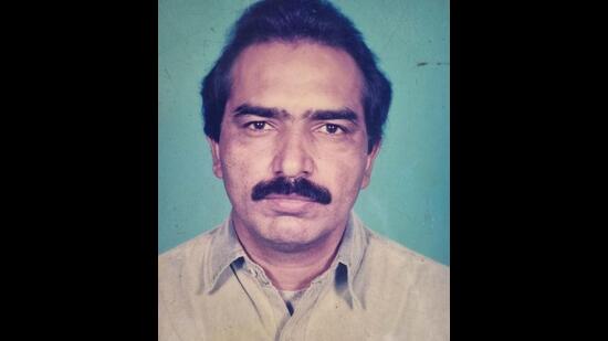 Himmat Rai from Hoshiarpur was among the 45 Indians killed in the devastating fire in southern Kuwait’s Mangaf on June 12. He had been in Kuwait for about 30 years and had been working as a foreman in the fabrication department of the NBTC firm. (HT file photo)