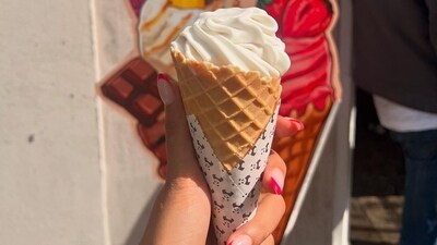 And indulged her sweet tooth with ice cream swirls which as perfect for those hot, sweltering days. And indulged her sweet tooth with ice cream swirls which as perfect for those hot, sweltering days.