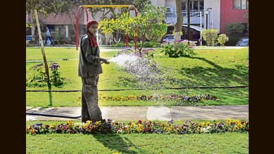 From April 15 to June 30, Chandigarh MC has prohibited water wastage between 5.30 am and 9 am to conserve water during summer months. (HT File Photo/For representation only) From April 15 to June 30, Chandigarh MC has prohibited water wastage between 5.30 am and 9 am to conserve water during summer months. (HT File Photo/For representation only)
