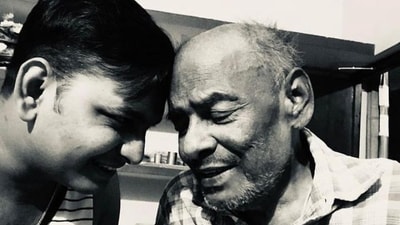 Paritosh Tripathi with his father late Prof Ramayan Tiwari Paritosh Tripathi with his father late Prof Ramayan Tiwari