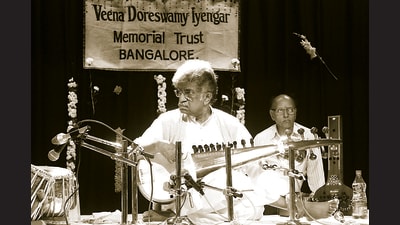 Rajeev Taranath’s sarod played in the shared space of music, poetry Rajeev Taranath’s sarod played in the shared space of music, poetry
