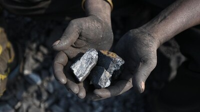 People working at a coal mine. (Ravi Choudhary/HT File Photo)
