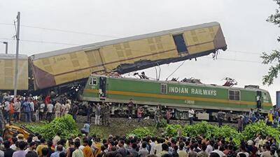 Four coaches of Kanchanjunga Express and five coaches of the goods train were derailed. (AP photo) Four coaches of Kanchanjunga Express and five coaches of the goods train were derailed. (AP photo)