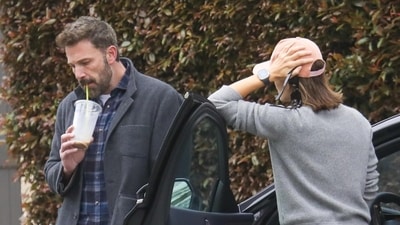 Ben Affleck and ex-wife Jennifer Garner spotted in Brentwood schoolyard (New York Post) Ben Affleck and ex-wife Jennifer Garner spotted in Brentwood schoolyard (New York Post)