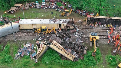 Rescue operation underway at the accident site in Darjeeling on Monday. (ANI) Rescue operation underway at the accident site in Darjeeling on Monday. (ANI)