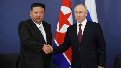 Russian President Vladimir Putin, right, and North Korean leader Kim Jong Un (File photo) Russian President Vladimir Putin, right, and North Korean leader Kim Jong Un (File photo)