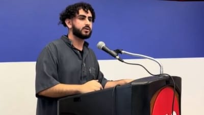Muslim student from UIC calls America ‘cancer’ in viral video (@MEMRIReports/X) Muslim student from UIC calls America ‘cancer’ in viral video (@MEMRIReports/X)