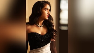 With her luscious tresses styled in soft curls, exuding a vintage vibe, left open in a side partition to cascade beautifully down her shoulders, she complements her stylish look perfectly. (Instagram/@rheakapoor) With her luscious tresses styled in soft curls, exuding a vintage vibe, left open in a side partition to cascade beautifully down her shoulders, she complements her stylish look perfectly. (Instagram/@rheakapoor)