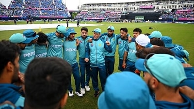 Gary Kirsten with the Pakistan team during the T20 World Cup (Getty)