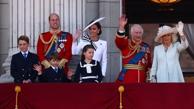 Trooping the Colour 2024: Prince George of Wales, Prince William, Prince of Wales, Prince Louis of Wales, Catherine, Princess of Wales, Princess Charlotte of Wales, King Charles III and Queen Camilla wave on the balcony of Buckingham Palace. (AFP) Trooping the Colour 2024: Prince George of Wales, Prince William, Prince of Wales, Prince Louis of Wales, Catherine, Princess of Wales, Princess Charlotte of Wales, King Charles III and Queen Camilla wave on the balcony of Buckingham Palace. (AFP)