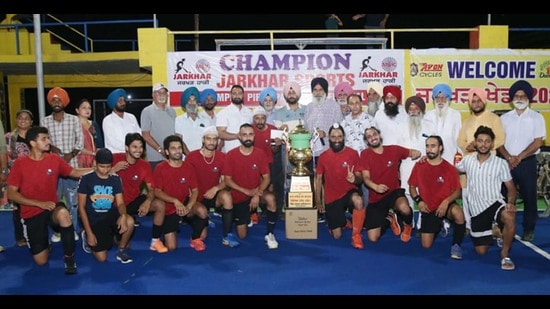 Dr Kuldeep Singh Club Moga won the title by defeating HTC Rampur 9-2 in the senior category during the finale played in Ludhiana on Monday. (HT Photo)