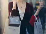 The woman demanded <span class='webrupee'>₹</span>5,000 to tide her over till the end of the month (Representational image) The woman demanded <span class='webrupee'>₹</span>5,000 to tide her over till the end of the month (Representational image)