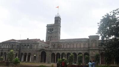 A large number of students is preferring to take admission to commerce. (HT PHOTO)