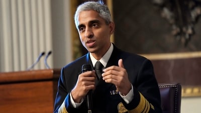 Surgeon General Dr Vivek Murthy urges Congress to introduce warning labels on social media platforms to protect teens. (AP) Surgeon General Dr Vivek Murthy urges Congress to introduce warning labels on social media platforms to protect teens. (AP)