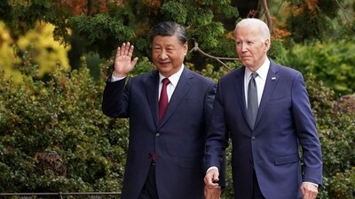 Chinese President Xi Jinping and U.S. President Joe Biden, U.S. Deputy Secretary of State Kurt Campbell discussed China's actions with Philippine counterpart, Maria Theresa Lazaro, in a telephone call. (REUTERS)