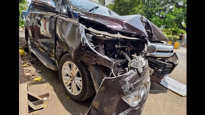Mumbai, India. June 18, 2024: 17-year-old boy arrested by Mumbai police after allegedly crashing his high-speed car into a tree in the Santcruz area of Mumbai. June 18, 2024. (Photo by Raju Shinde/HT Photo)