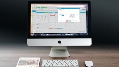 The man's wife divorced him after discovering his messages on the family iMac (Pixabay)