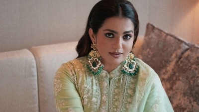 Parvathy will be next seen in Ullozhukku. Parvathy will be next seen in Ullozhukku.